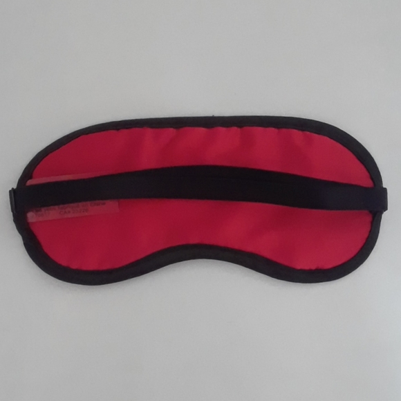 ❤️VICTORIA’S SECRET❤️RED EYE MASK - Picture 2 of 8